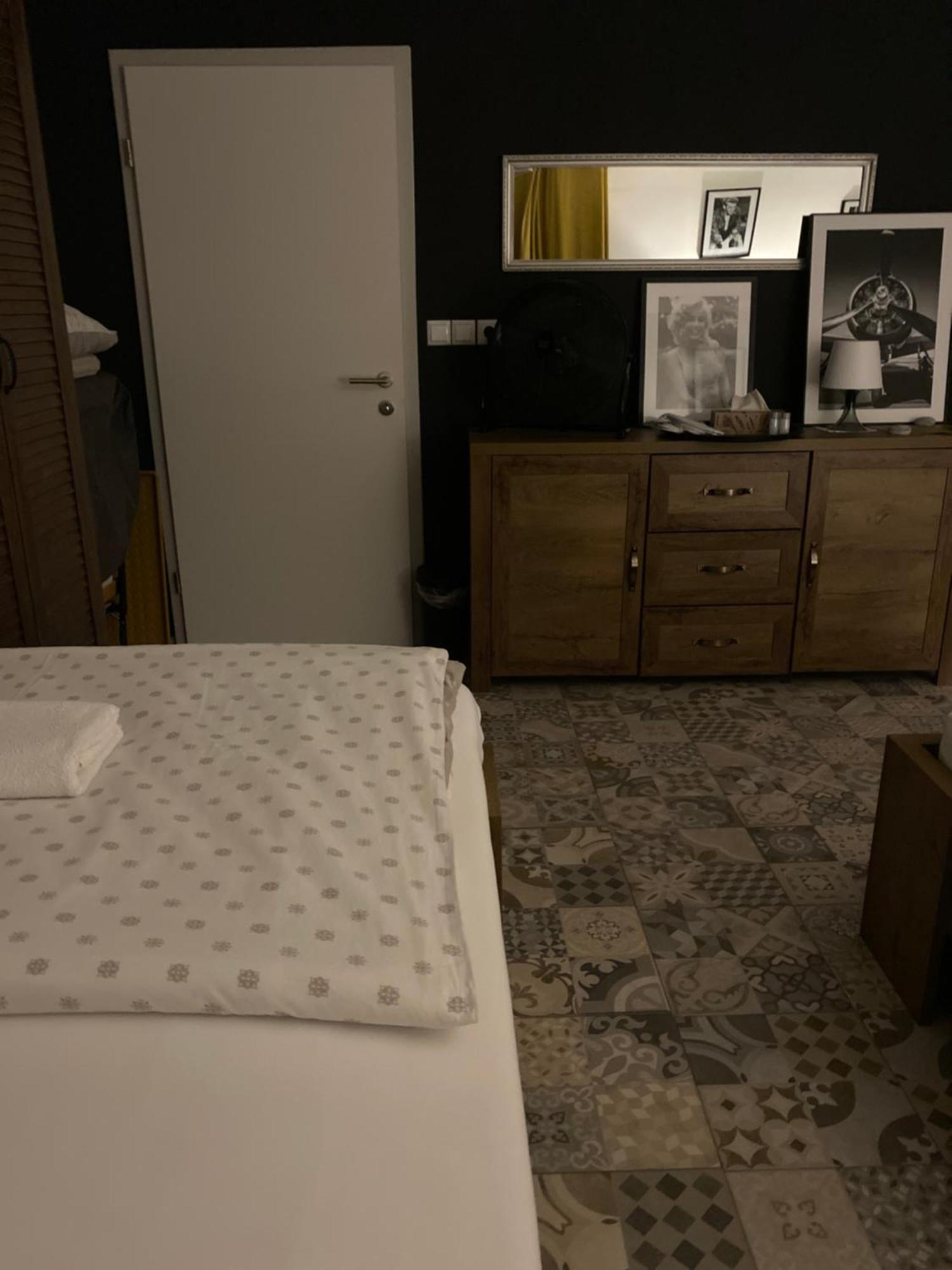 צרקליה נה גורניסקם Rooms & Apartment Zala Airport Shuttle Option מראה חיצוני תמונה