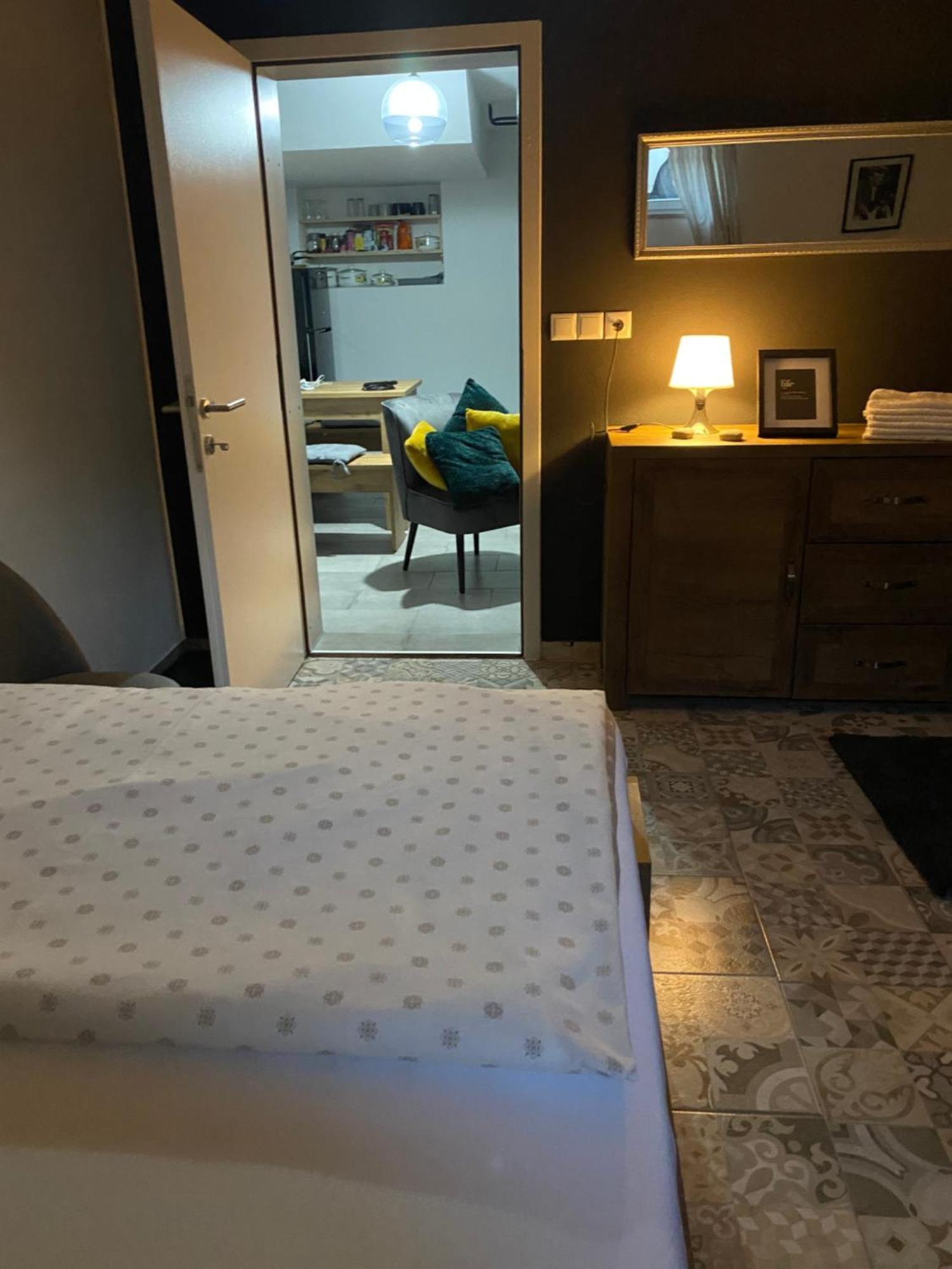 צרקליה נה גורניסקם Rooms & Apartment Zala Airport Shuttle Option מראה חיצוני תמונה